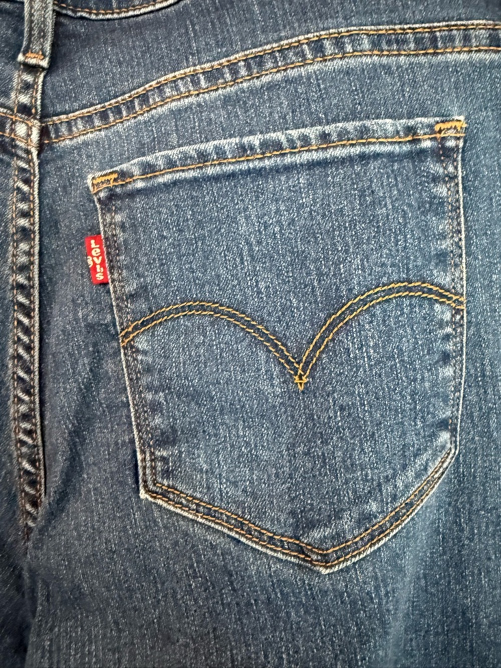 Levi’s 318 Shaping Wide Leg Jeans - Picture 6 of 7